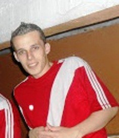 HENRIQUE DEFENDE TIME DO APOCALIPSE, MANDA UM BALAÇO   DO MEIO DA RUA, E FICA COM O GOL DE OURO DA SEMANA.           